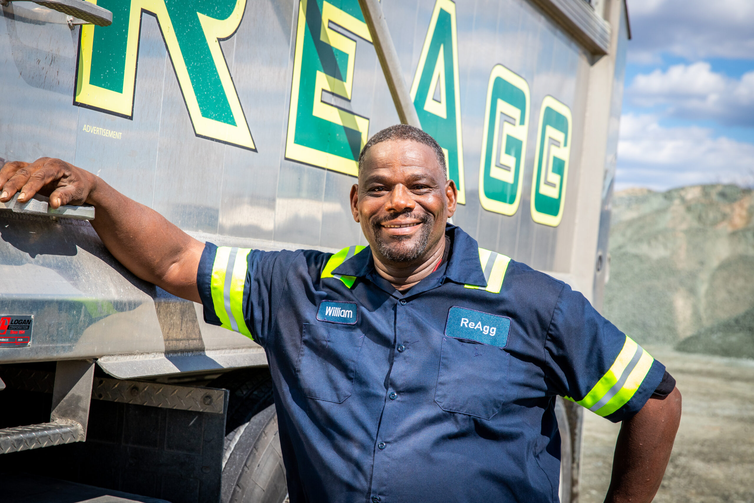 Material Disposal <b>WITH REAGG</b>